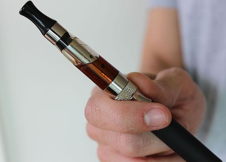 Quelles techniques utiliser pour nettoyer sa cigarette électronique ?